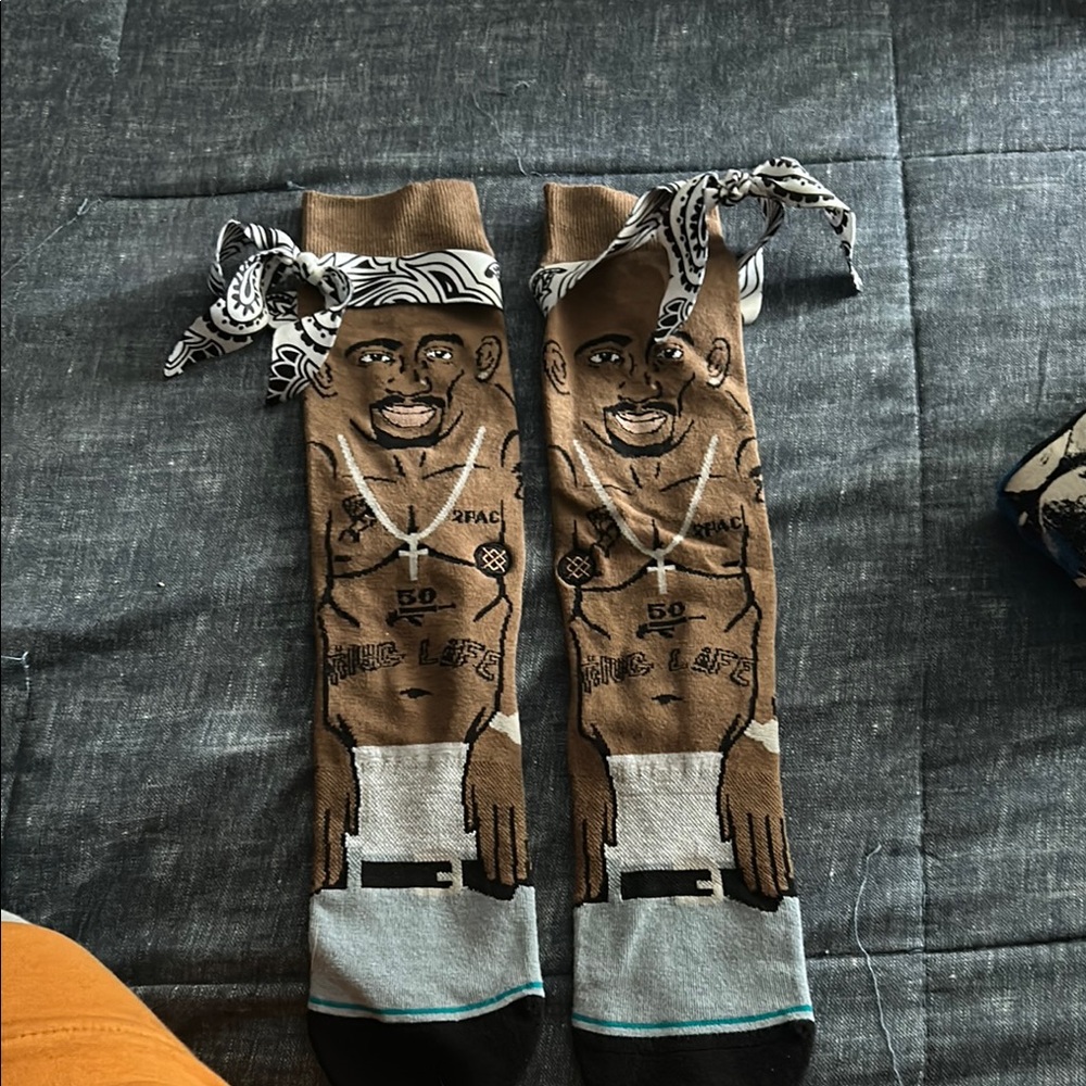 One of a kind Tupac Stance socks with bandana